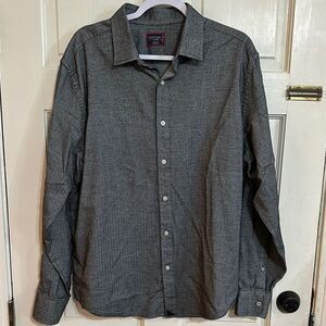 NWOT UNTUCKit Gray subtle herringbone print Button-Up Shirt size xl